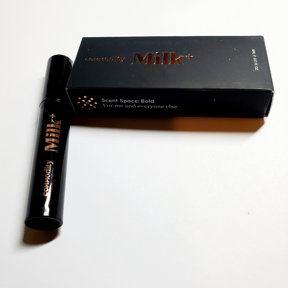 🔴 COMMODITY Milk+ Purse Spray - Scent Space: Bold